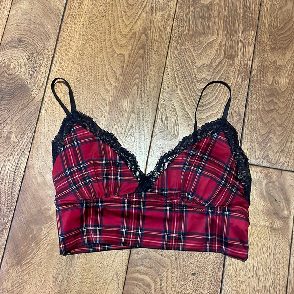 Silky plaid cropped shirt